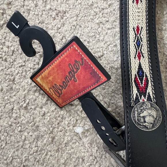 NWT Wrangler Black and Cream Geometric Belt - Picture 1 of 6
